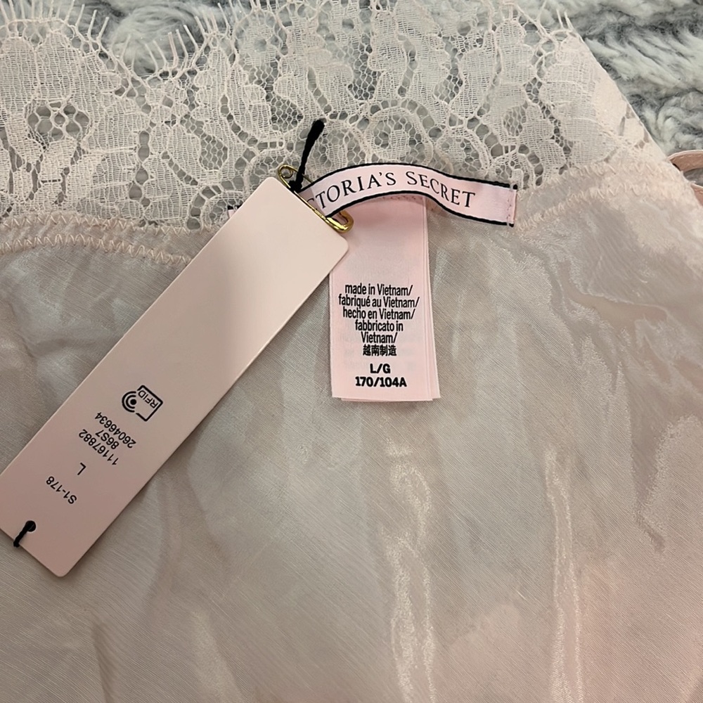 Victorias secret pink lace Camisole with adjustable straps size large - Picture 6 of 7